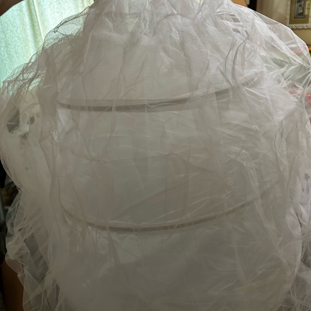 David's Bridal White Crinoline Petticoat